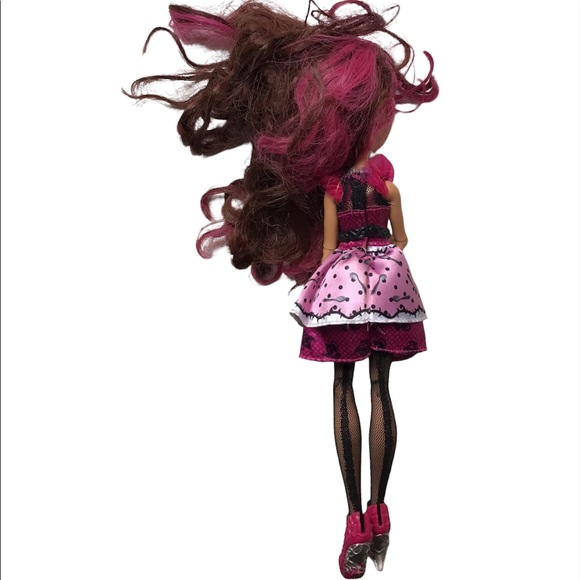 Ever After High Madeline Hatter 2012 - Picture 9 of 9